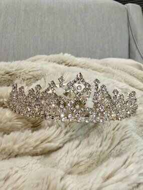 Kim Rogers Crystal Tiara Crown with Rhinestone NWT